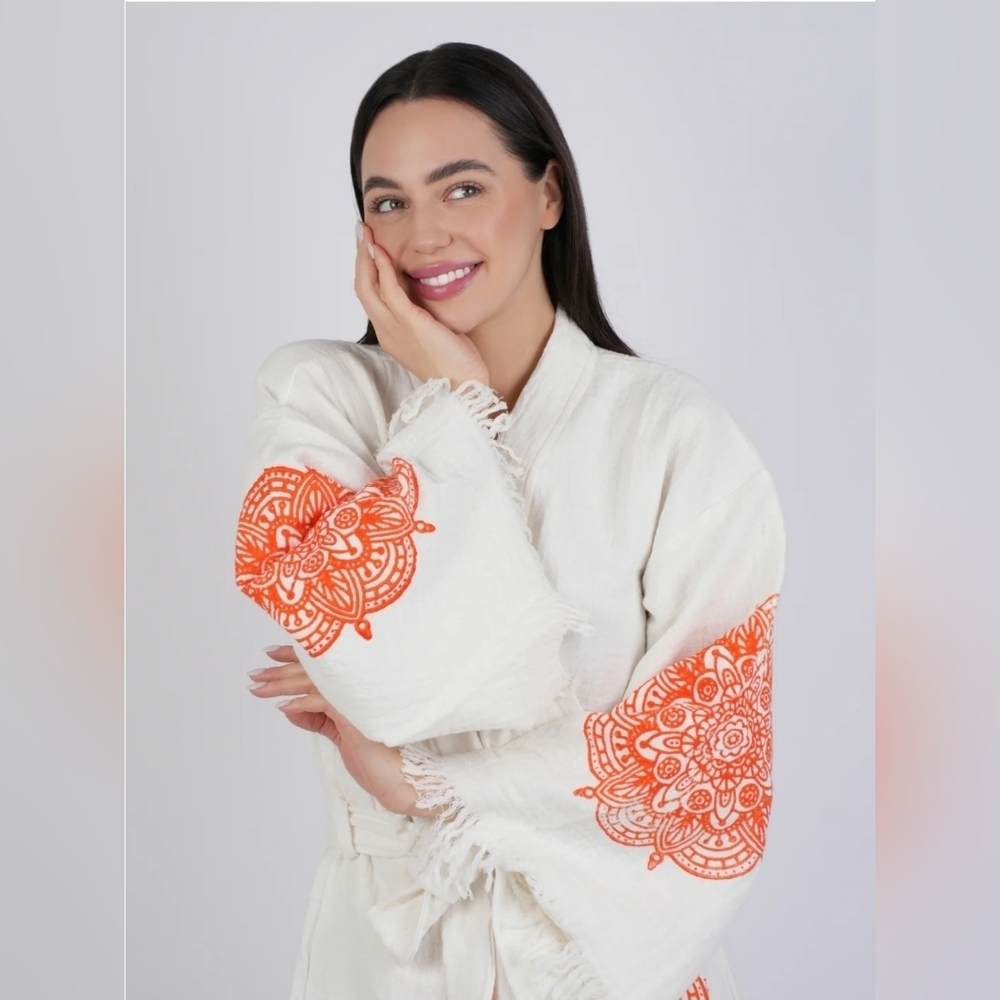 The Jen - 100% Turkish cotton - white with orange design